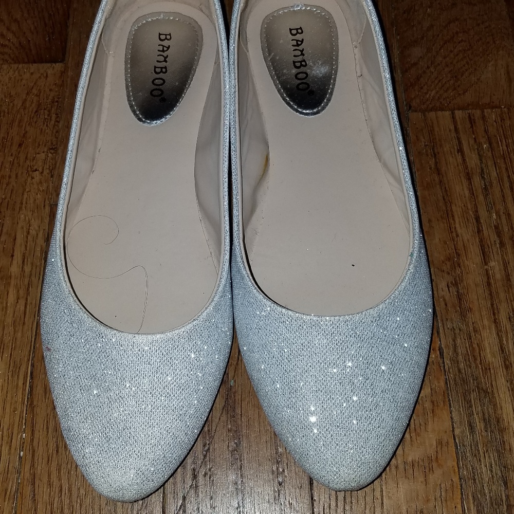 ☆3/$20☆ Modcloth White Glitter Flats